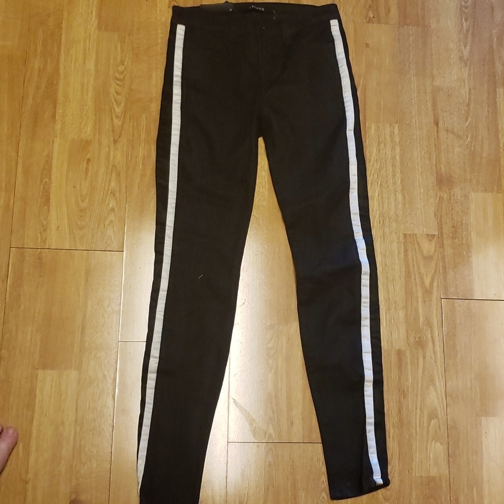 NWT J Brand Rowan Active Stripe Skinny jeans 24